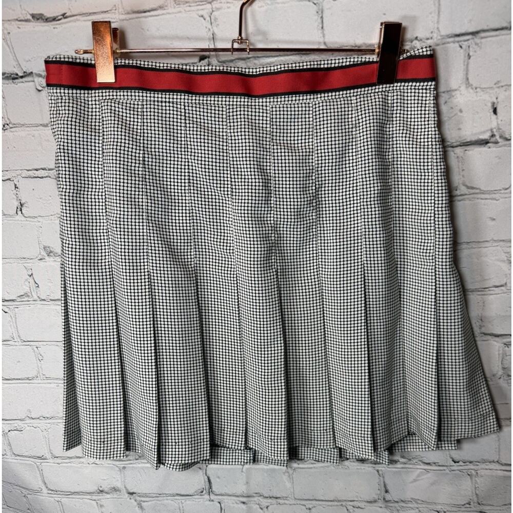 Tail Pleased Houndstooth Checkered Pleated Tennis Skirt Size 10 Preppy Geometric